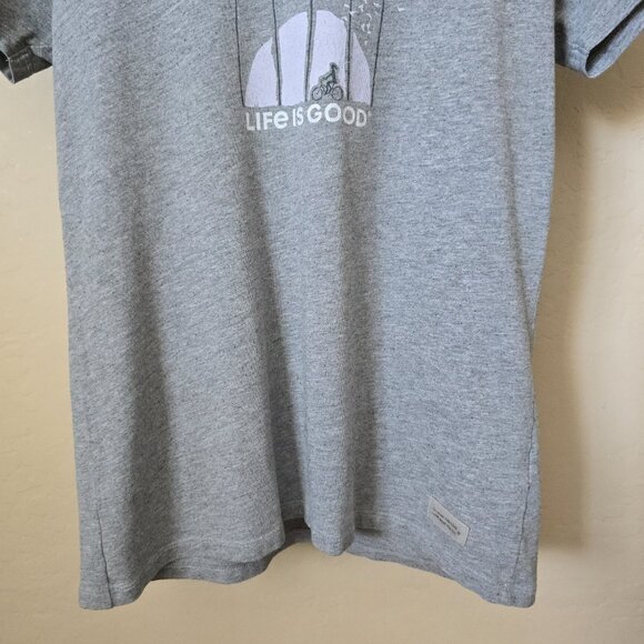 Life is Good Crusher V-Neck T-Shirt - Towering Daisies Bike Graphic - Picture 6 of 15